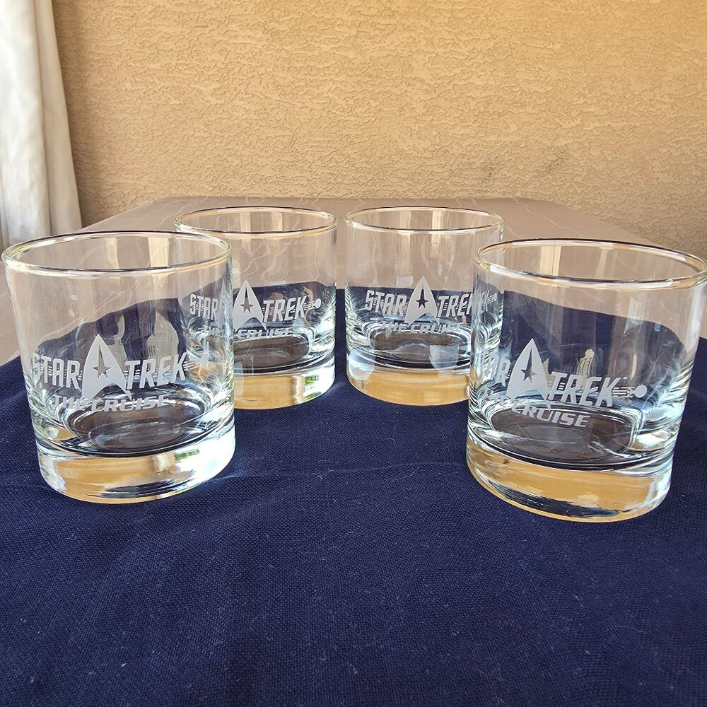Star Trek The Cruise Etched Rocks Glasses Set of 4 Official Collector Barware